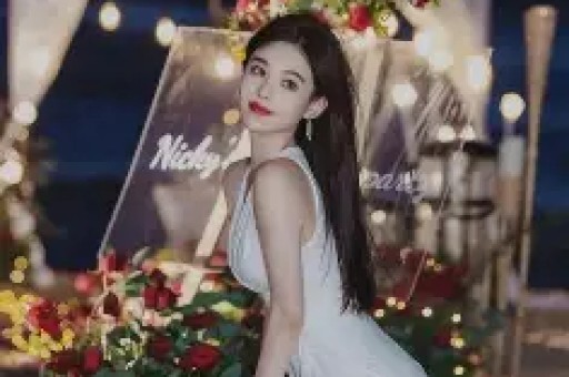 谢娜讨公道反遭锤！薛之谦粉丝翻旧账张杰黑料被扒底朝天